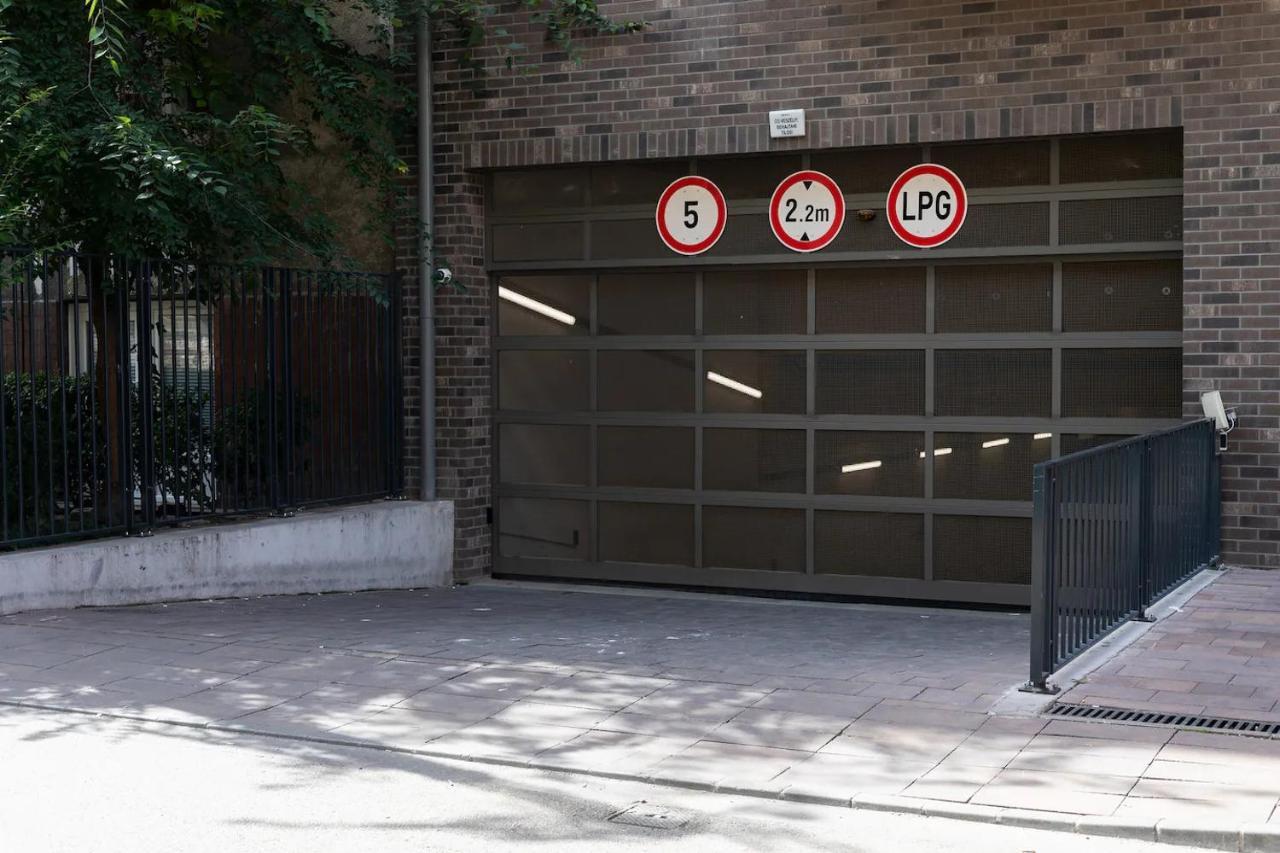 Corvin Modern Two Bedroom Apartment Free Parking Budapesta Exterior foto
