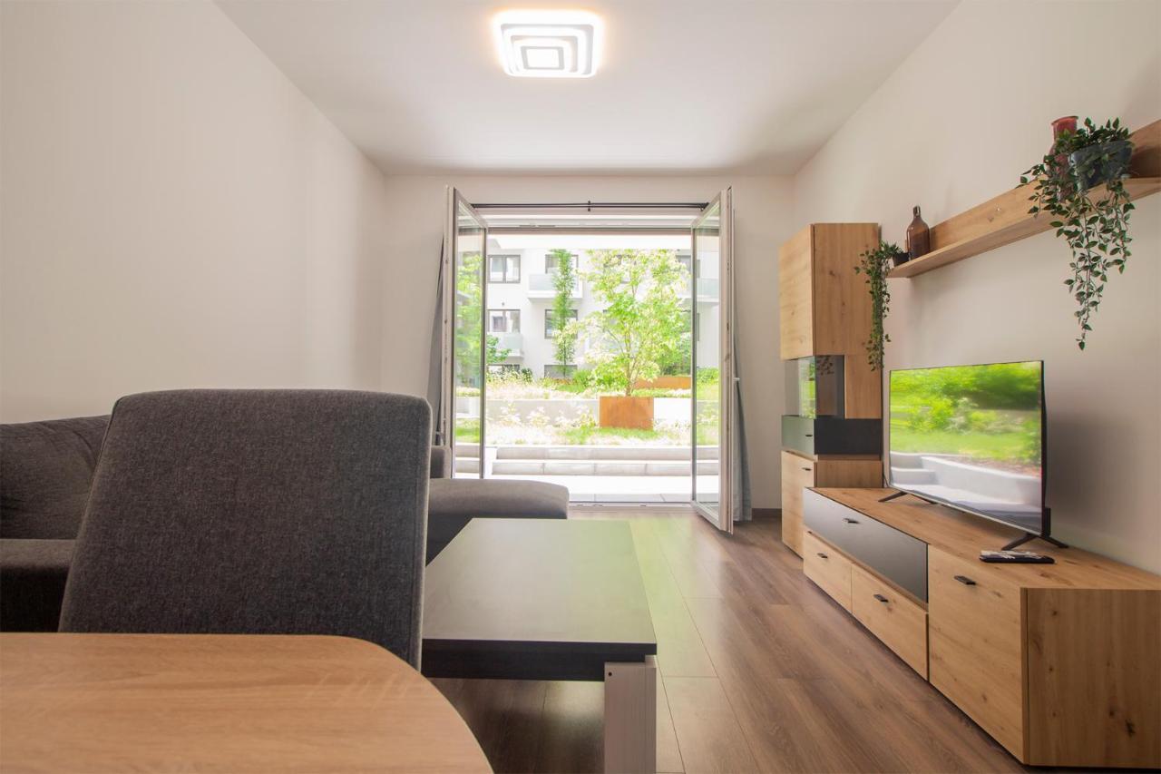Corvin Modern Two Bedroom Apartment Free Parking Budapesta Exterior foto