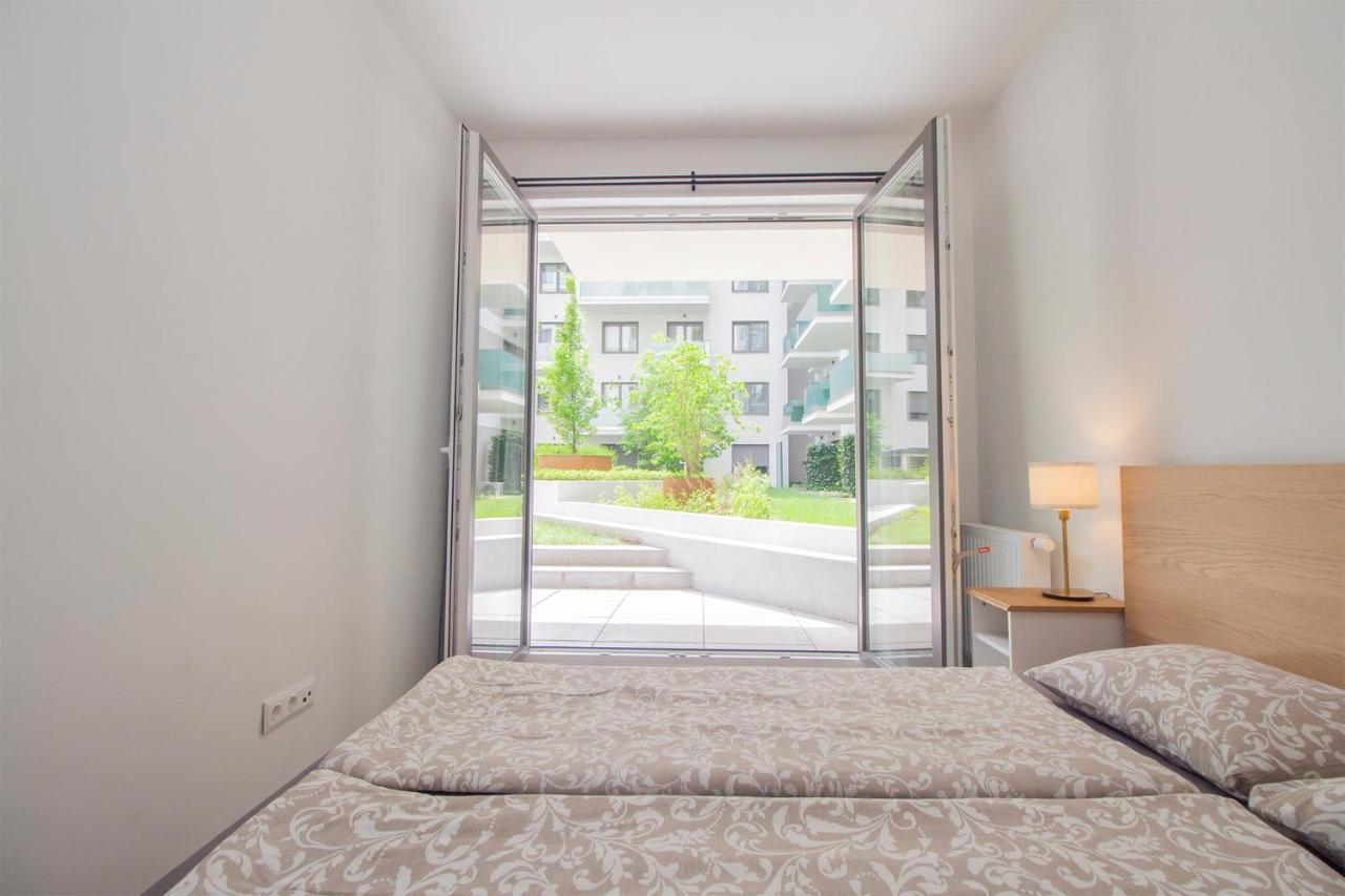 Corvin Modern Two Bedroom Apartment Free Parking Budapesta Exterior foto