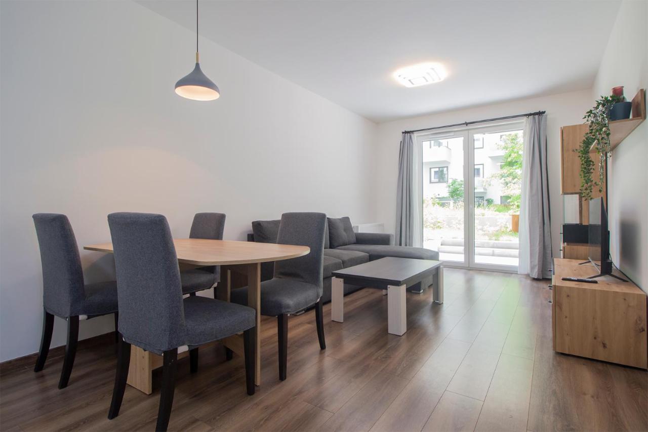 Corvin Modern Two Bedroom Apartment Free Parking Budapesta Exterior foto
